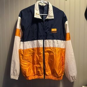 Men’s VINTAGE NIKE windbreaker size XL